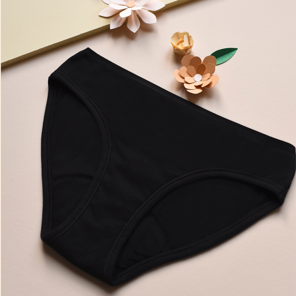 Culotte menstruelle noire - grande taille 54-56